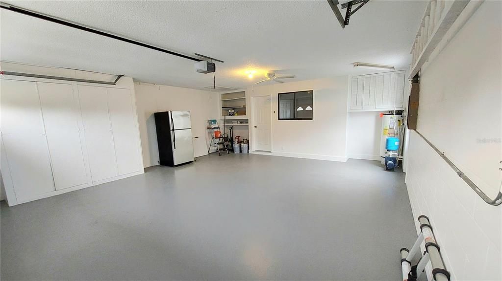 For Sale: $349,900 (3 beds, 2 baths, 1771 Square Feet)