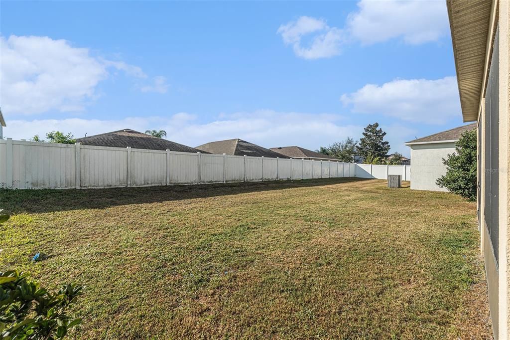 For Sale: $360,000 (4 beds, 3 baths, 2546 Square Feet)