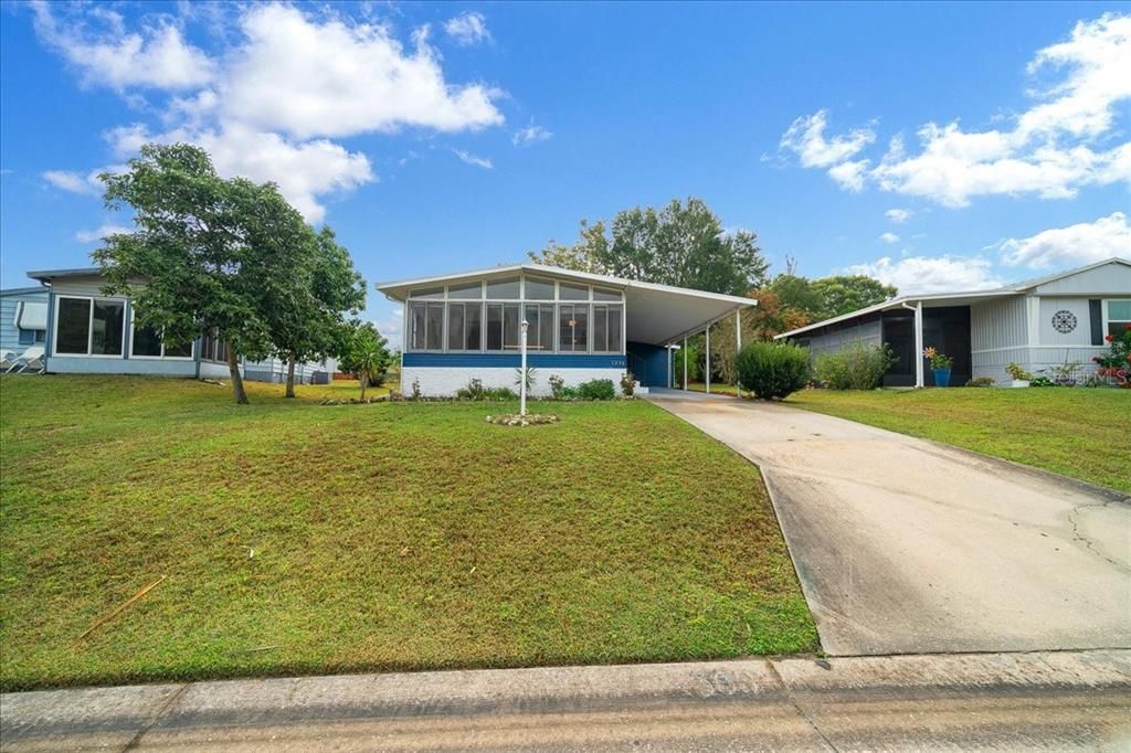 For Sale: $177,900 (2 beds, 2 baths, 1392 Square Feet)