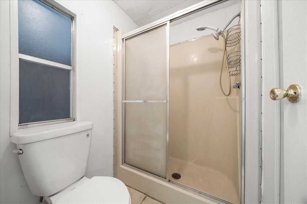 For Sale: $177,900 (2 beds, 2 baths, 1392 Square Feet)