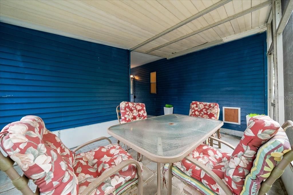 For Sale: $177,900 (2 beds, 2 baths, 1392 Square Feet)