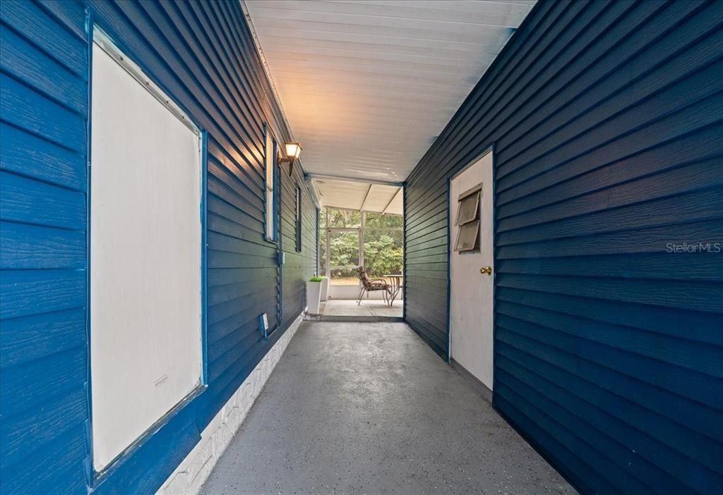 For Sale: $177,900 (2 beds, 2 baths, 1392 Square Feet)