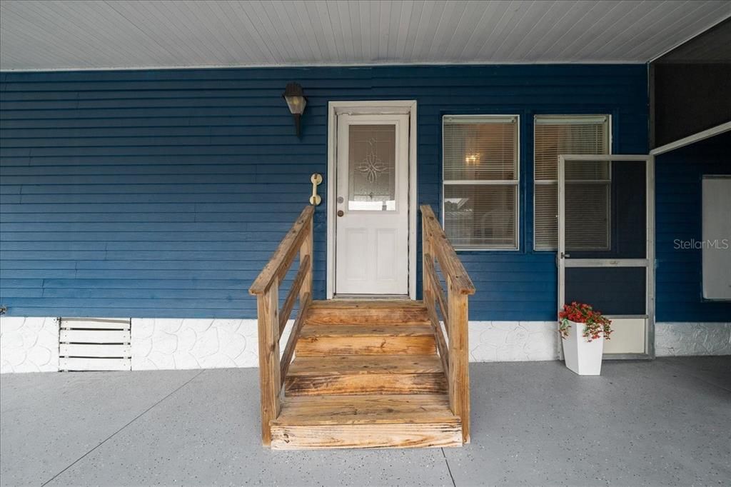 For Sale: $177,900 (2 beds, 2 baths, 1392 Square Feet)