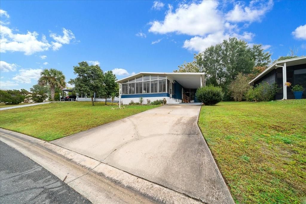 For Sale: $177,900 (2 beds, 2 baths, 1392 Square Feet)