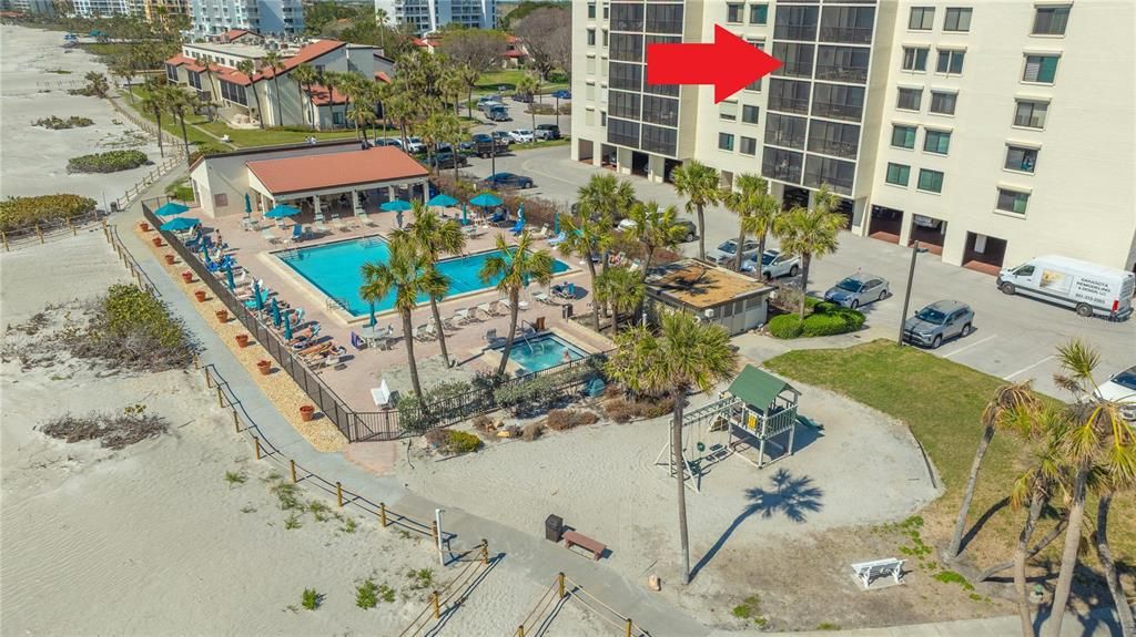 Activo con contrato: $549,000 (2 camas, 2 baños, 928 Pies cuadrados)