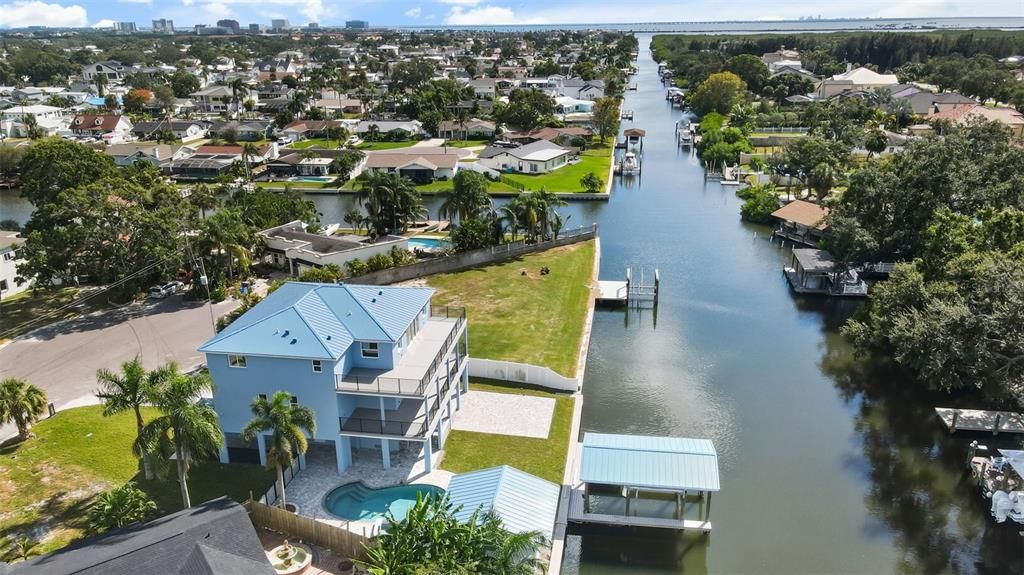 For Sale: $2,900,000 (5 beds, 3 baths, 3354 Square Feet)