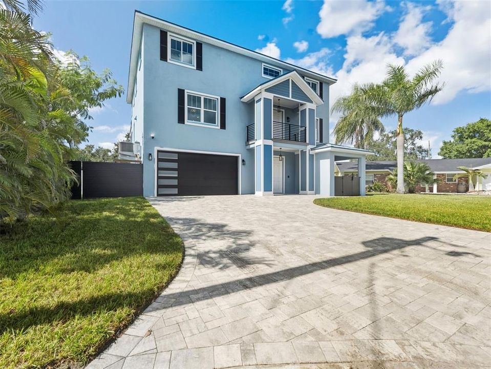 For Sale: $2,900,000 (5 beds, 3 baths, 3354 Square Feet)