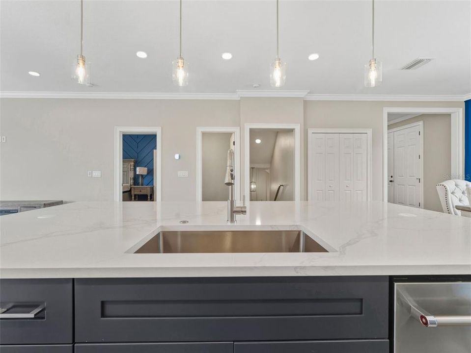 For Sale: $2,900,000 (5 beds, 3 baths, 3354 Square Feet)