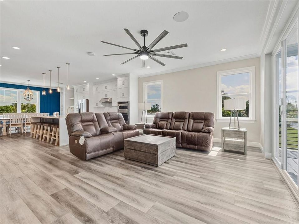 For Sale: $2,900,000 (5 beds, 3 baths, 3354 Square Feet)