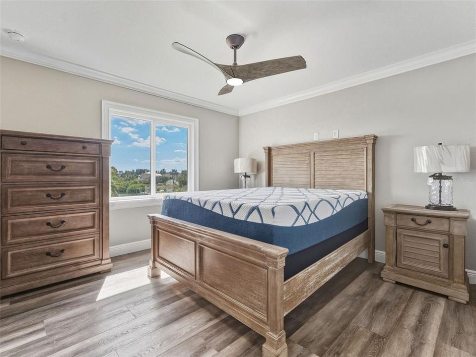 For Sale: $2,900,000 (5 beds, 3 baths, 3354 Square Feet)