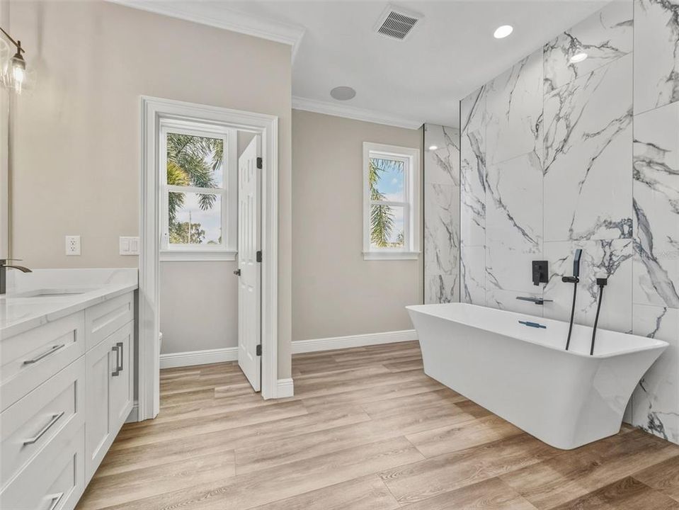 For Sale: $2,900,000 (5 beds, 3 baths, 3354 Square Feet)