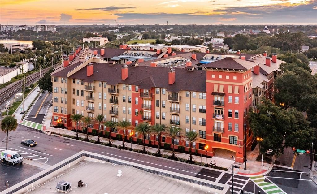 待售: $169,900 (1 贝兹, 1 浴室, 621 平方英尺)