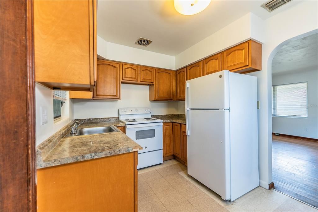 В аренду: $1,500 (2 спален, 1 ванн, 1104 Квадратных фут)