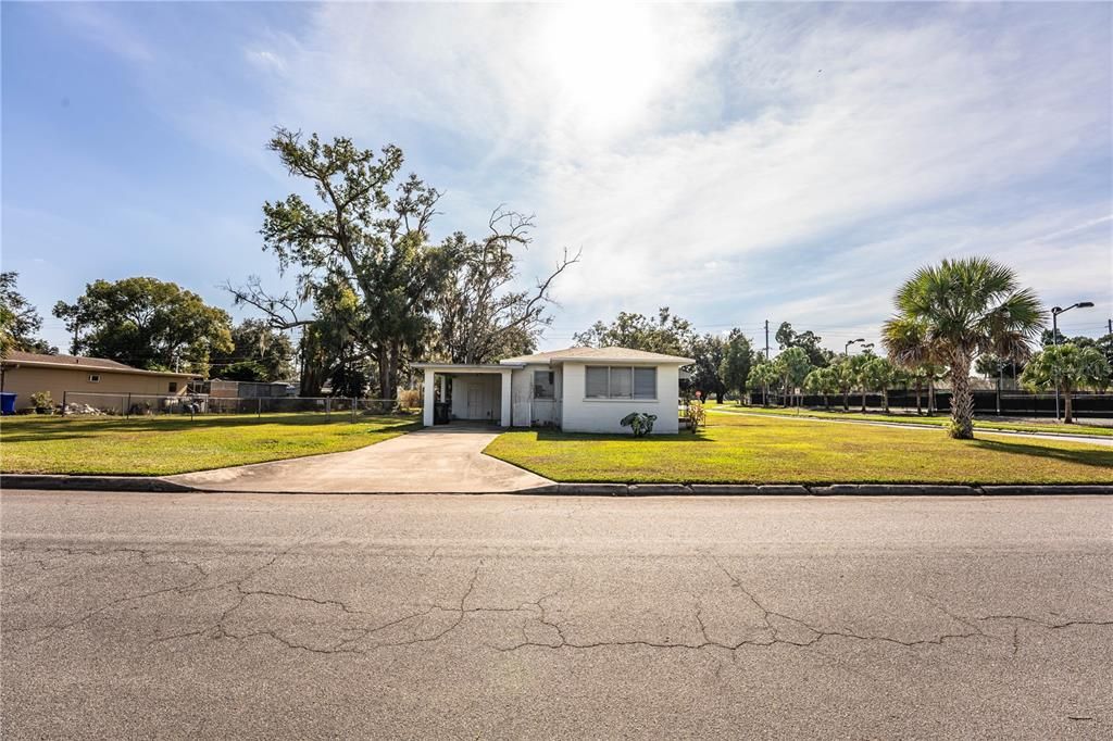 В аренду: $1,500 (2 спален, 1 ванн, 1104 Квадратных фут)