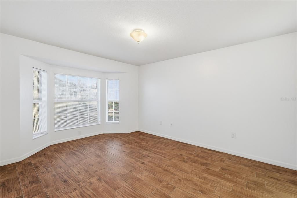 En Venta: $315,000 (3 camas, 2 baños, 1500 Pies cuadrados)