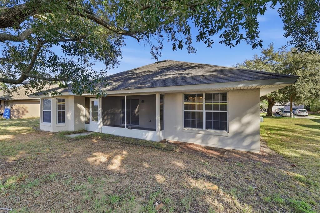 En Venta: $315,000 (3 camas, 2 baños, 1500 Pies cuadrados)