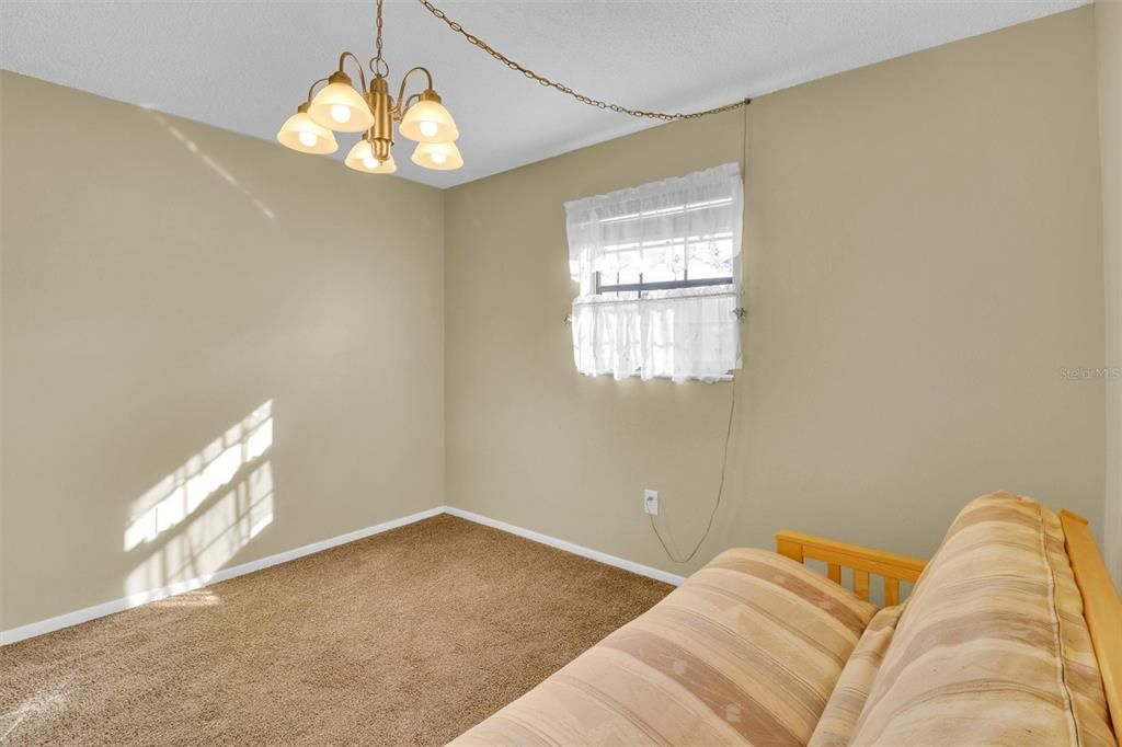 待售: $138,500 (2 贝兹, 2 浴室, 899 平方英尺)