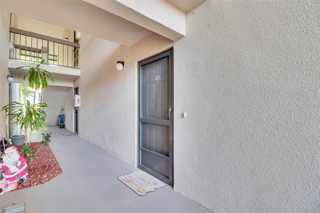 待售: $138,500 (2 贝兹, 2 浴室, 899 平方英尺)