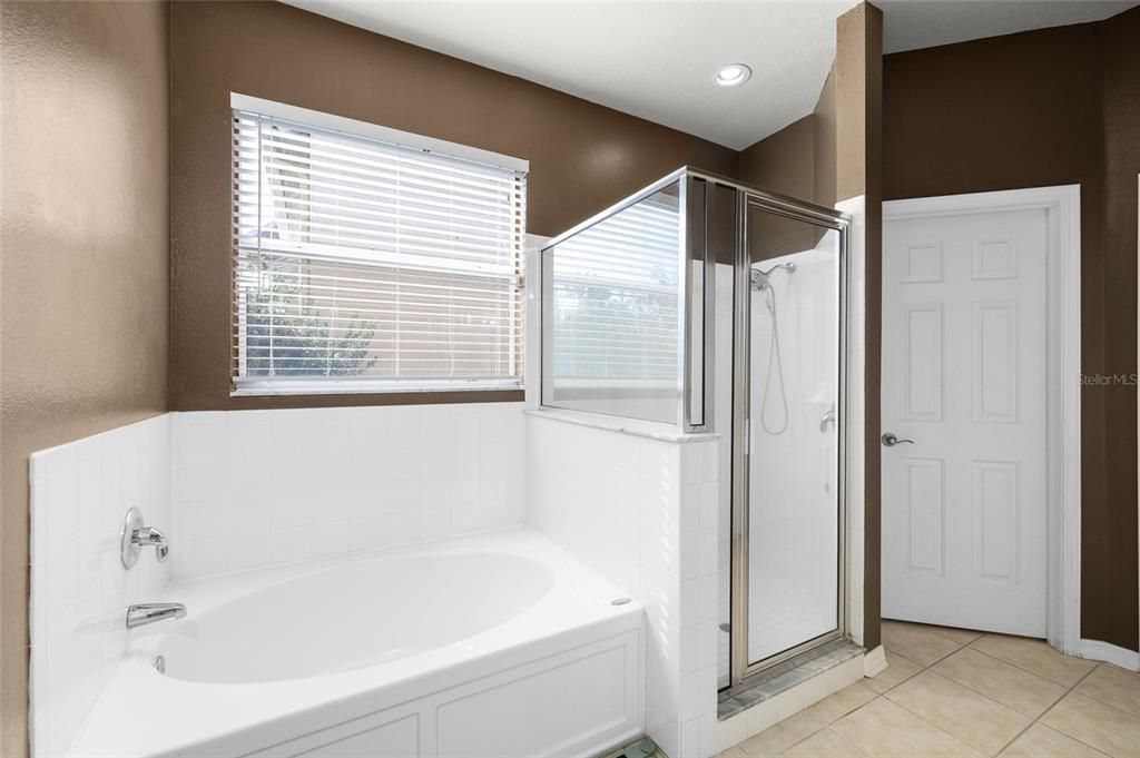 En Venta: $495,000 (4 camas, 2 baños, 2092 Pies cuadrados)