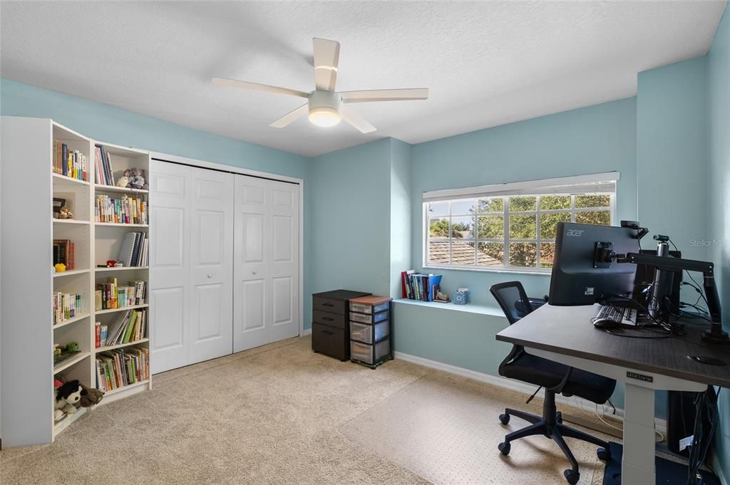 En Venta: $495,000 (4 camas, 2 baños, 2092 Pies cuadrados)