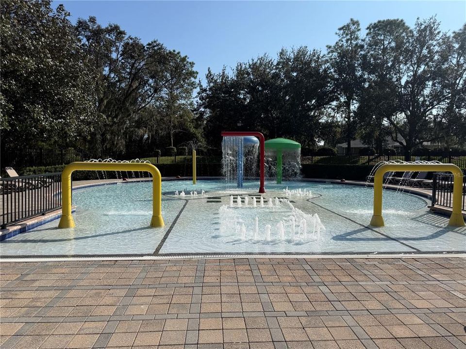 En Venta: $495,000 (4 camas, 2 baños, 2092 Pies cuadrados)