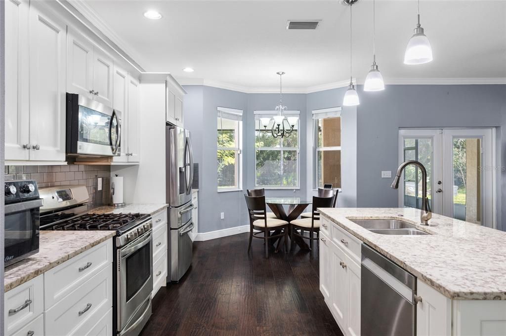 En Venta: $495,000 (4 camas, 2 baños, 2092 Pies cuadrados)