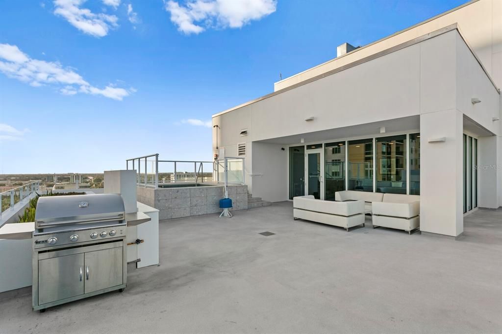 En Venta: $2,250,000 (3 camas, 3 baños, 2120 Pies cuadrados)