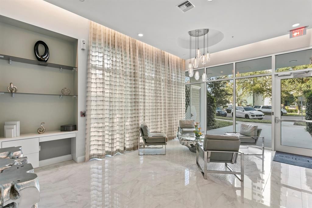 En Venta: $2,250,000 (3 camas, 3 baños, 2120 Pies cuadrados)