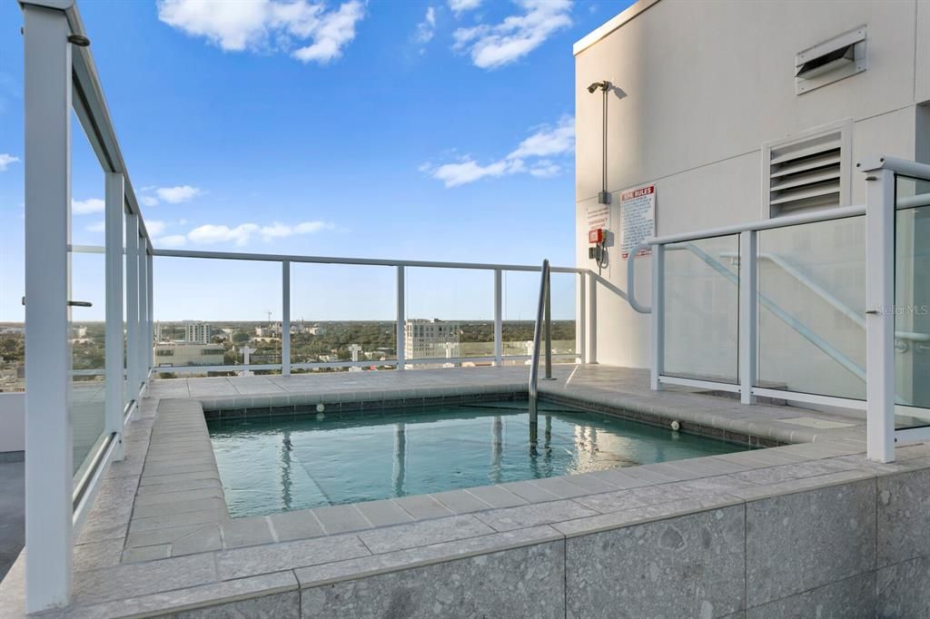 En Venta: $2,250,000 (3 camas, 3 baños, 2120 Pies cuadrados)