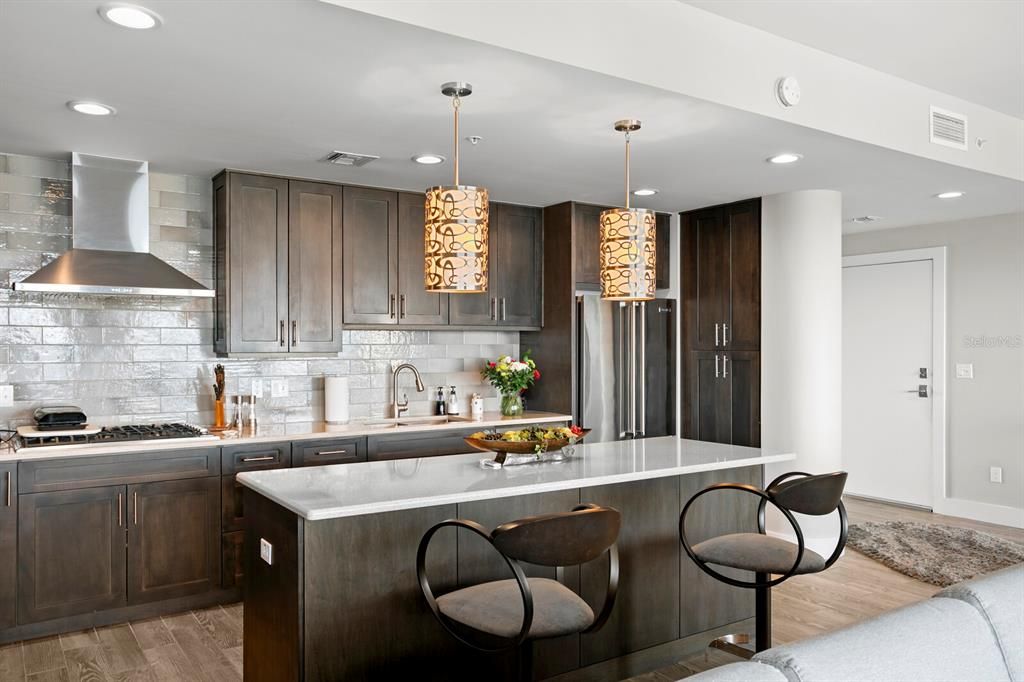 En Venta: $2,250,000 (3 camas, 3 baños, 2120 Pies cuadrados)