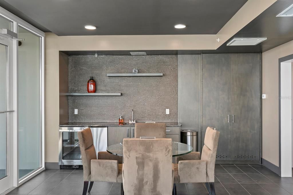 En Venta: $2,250,000 (3 camas, 3 baños, 2120 Pies cuadrados)