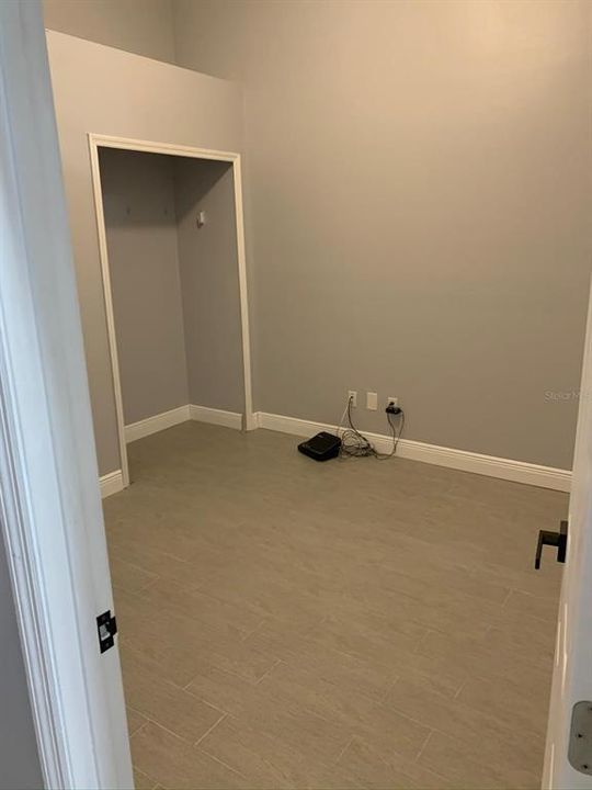 For Rent: $2,700 (3 beds, 2 baths, 1246 Square Feet)