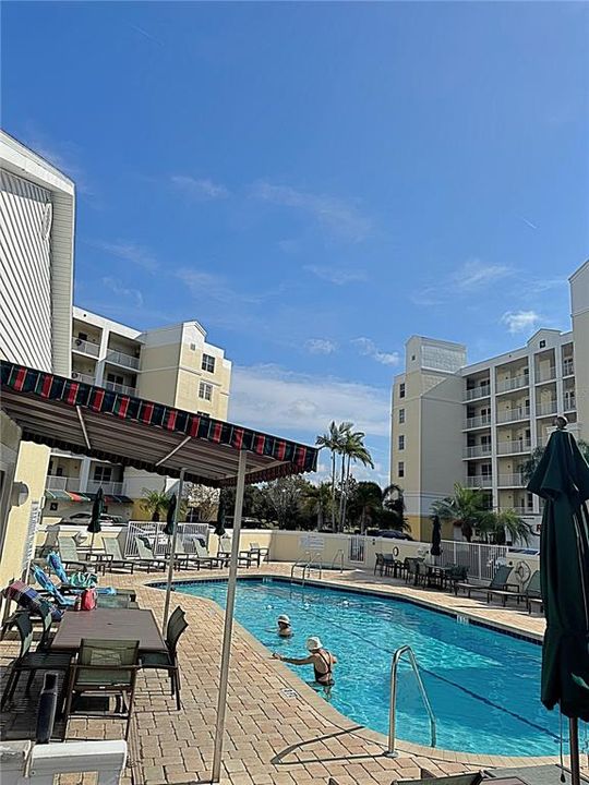 For Rent: $2,495 (3 beds, 2 baths, 1575 Square Feet)