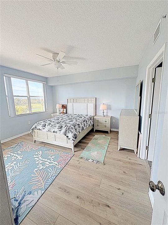 For Rent: $2,495 (3 beds, 2 baths, 1575 Square Feet)