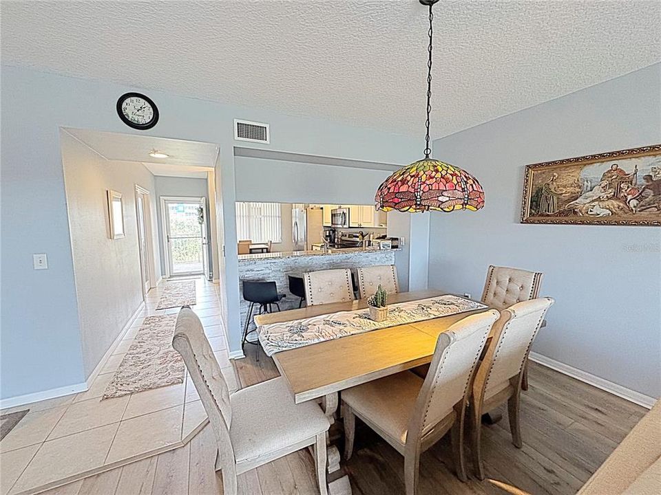 For Rent: $2,495 (3 beds, 2 baths, 1575 Square Feet)