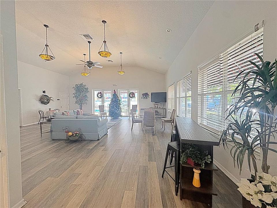 For Rent: $2,495 (3 beds, 2 baths, 1575 Square Feet)