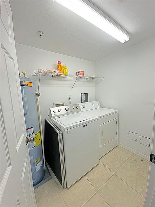 For Rent: $2,495 (3 beds, 2 baths, 1575 Square Feet)