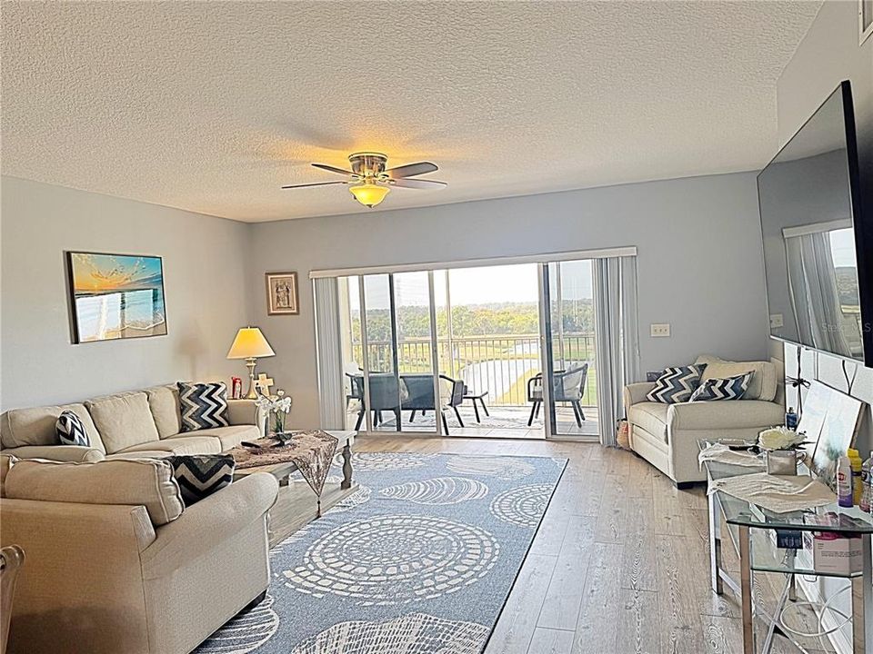 For Rent: $2,495 (3 beds, 2 baths, 1575 Square Feet)