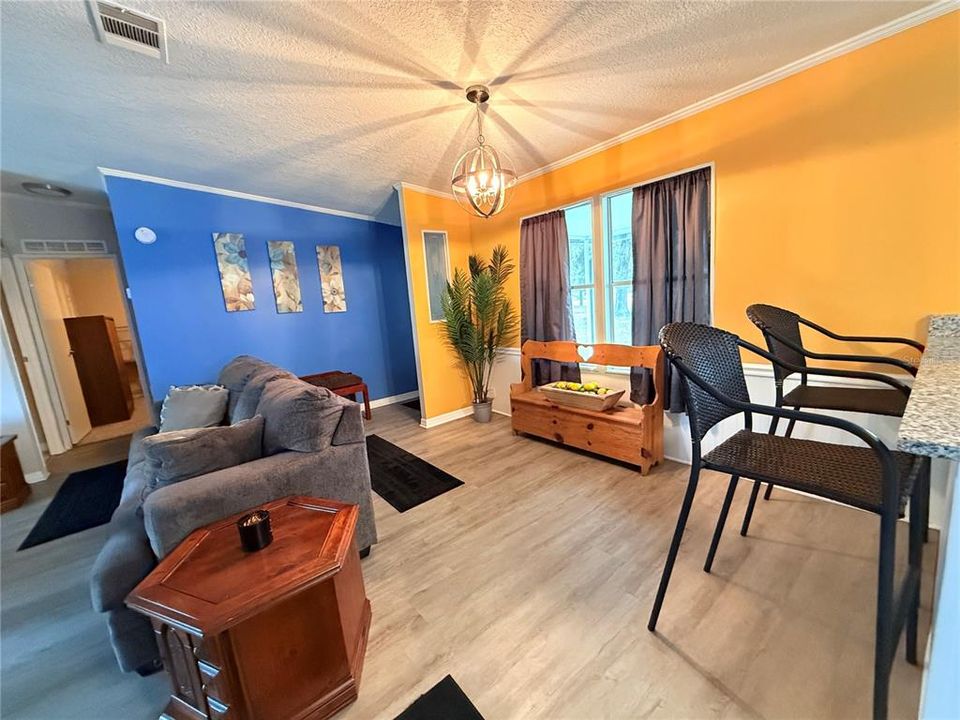 待售: $245,500 (3 贝兹, 2 浴室, 1568 平方英尺)