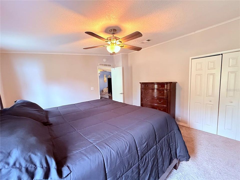 待售: $245,500 (3 贝兹, 2 浴室, 1568 平方英尺)