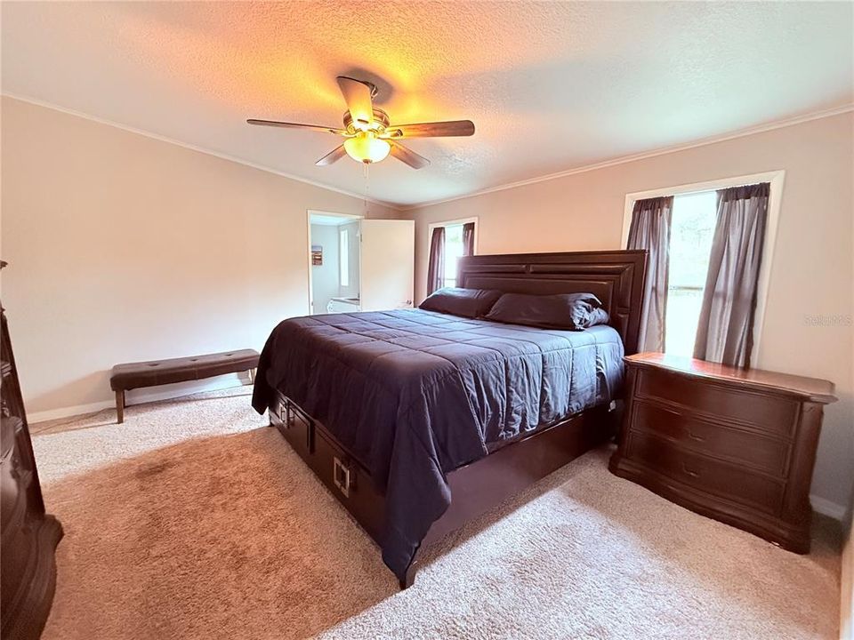 待售: $245,500 (3 贝兹, 2 浴室, 1568 平方英尺)