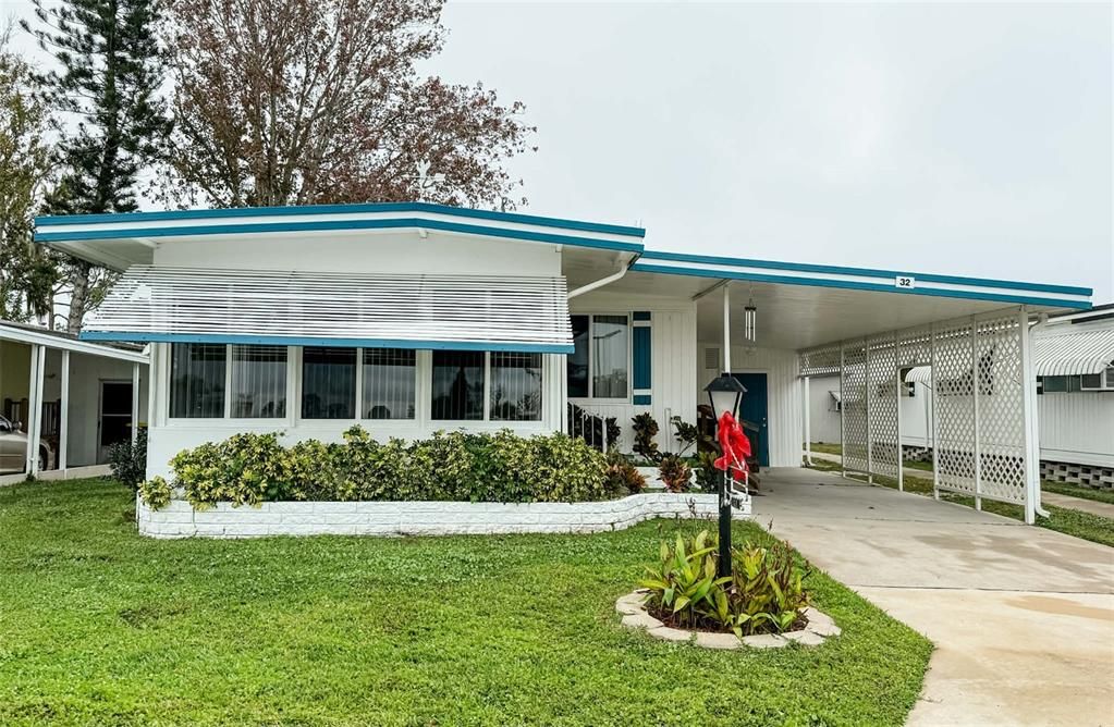 На продажу: $185,000 (2 спален, 2 ванн, 1300 Квадратных фут)