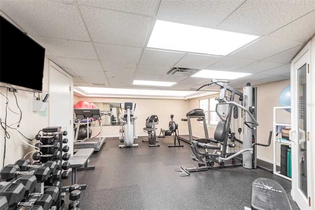 For Sale: $435,000 (2 beds, 2 baths, 1745 Square Feet)