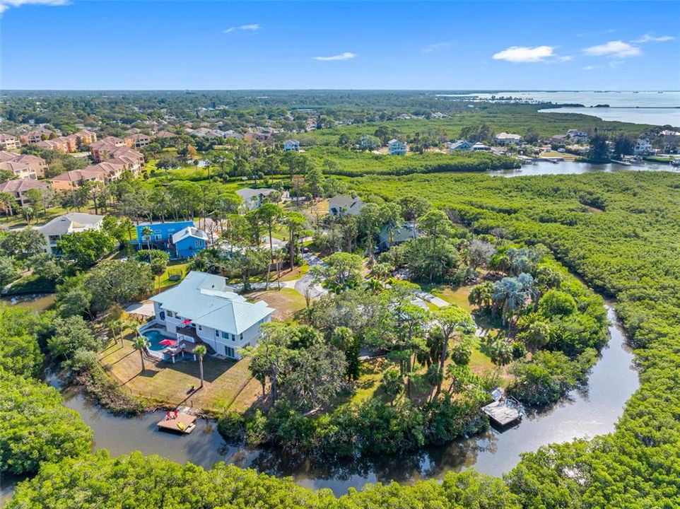 На продажу: $1,295,000 (4 спален, 4 ванн, 3503 Квадратных фут)