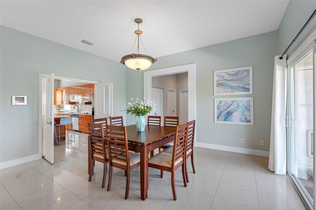 На продажу: $1,295,000 (4 спален, 4 ванн, 3503 Квадратных фут)