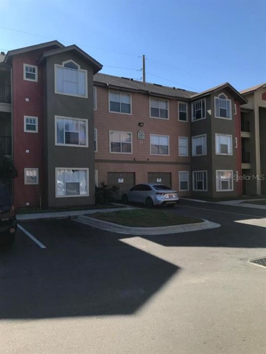 For Sale: $175,000 (2 beds, 2 baths, 1026 Square Feet)