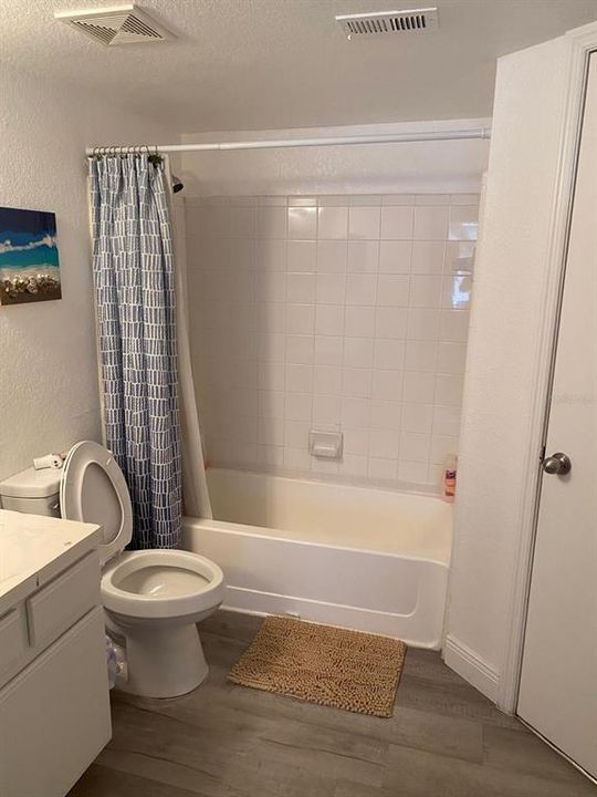 For Sale: $175,000 (2 beds, 2 baths, 1026 Square Feet)