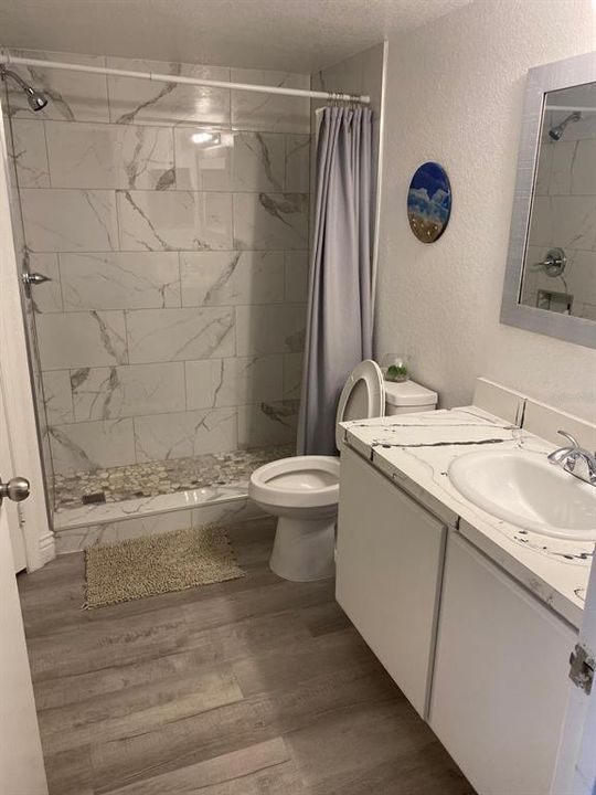 For Sale: $175,000 (2 beds, 2 baths, 1026 Square Feet)