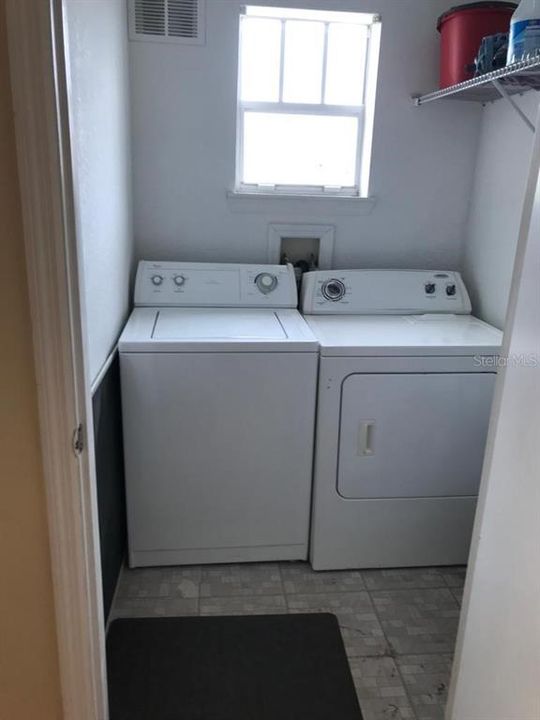 For Sale: $175,000 (2 beds, 2 baths, 1026 Square Feet)