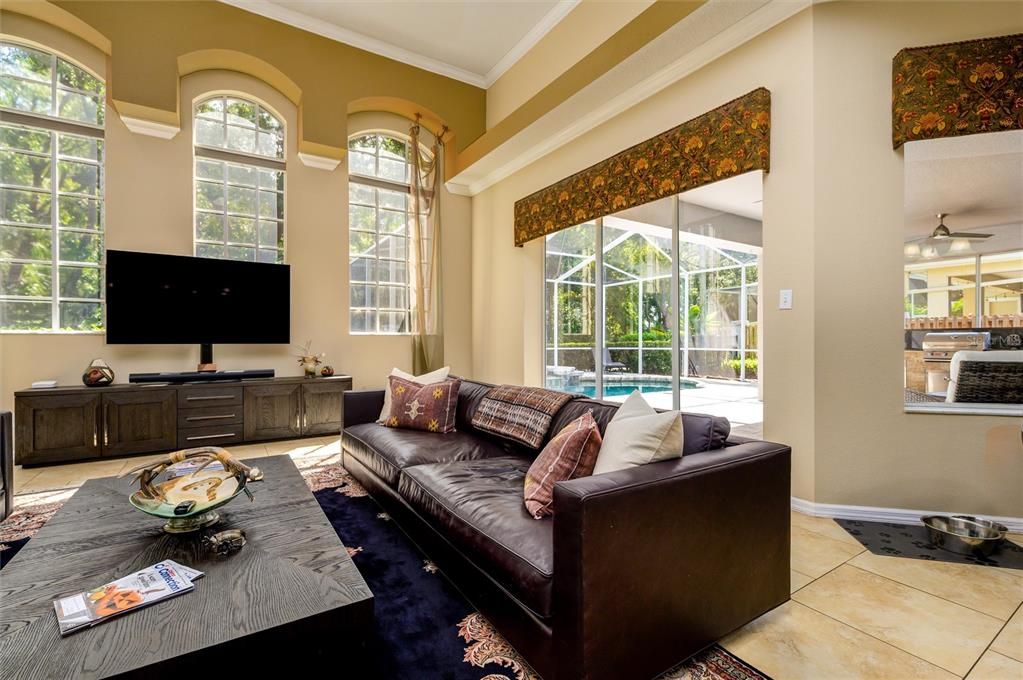 For Sale: $750,000 (4 beds, 3 baths, 2789 Square Feet)